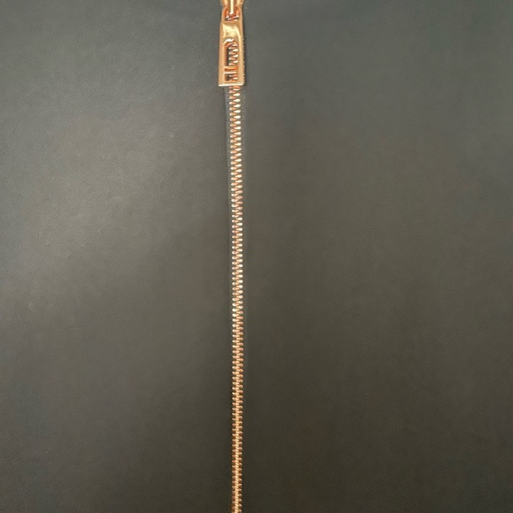 IVANKA TRUMP BLACK DRESS SHEATH VELVET PLEATED 3/4 SLEEVE MIXED - SIZE 14 - Picture 4 of 5